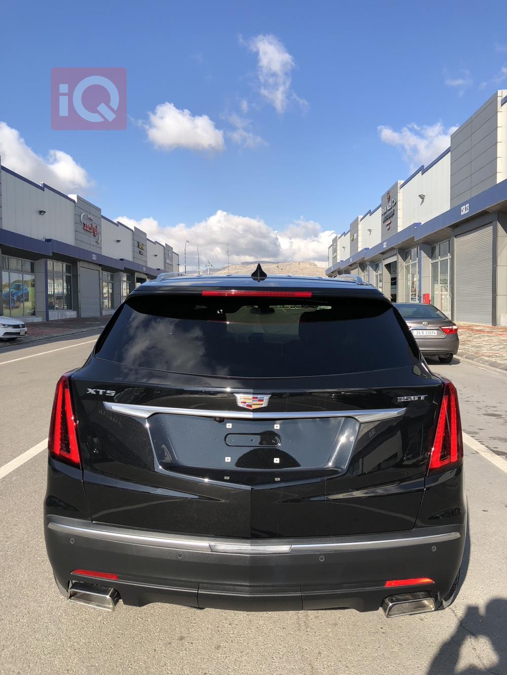 کادیلاک XT5
